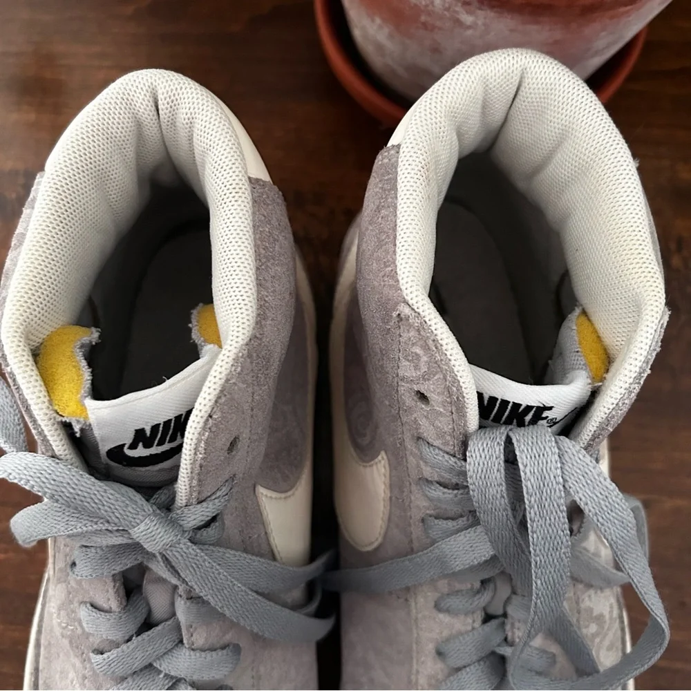 Nike Blazer Mid Premium Vintage
Wolf Grey Baroque, Genuine Suede, Unisex - Picture 11 of 16